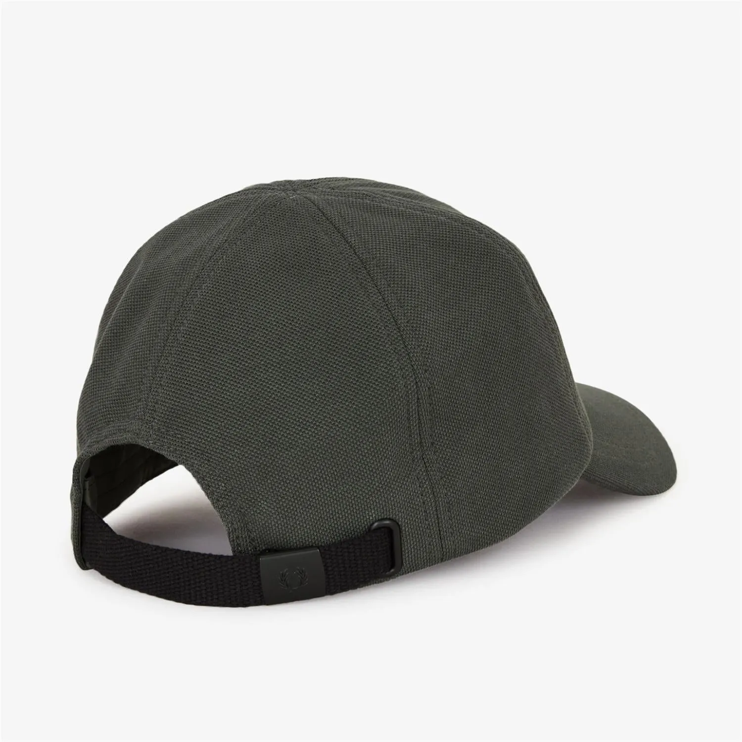 03776 Fred Perry Pique Classic Cap