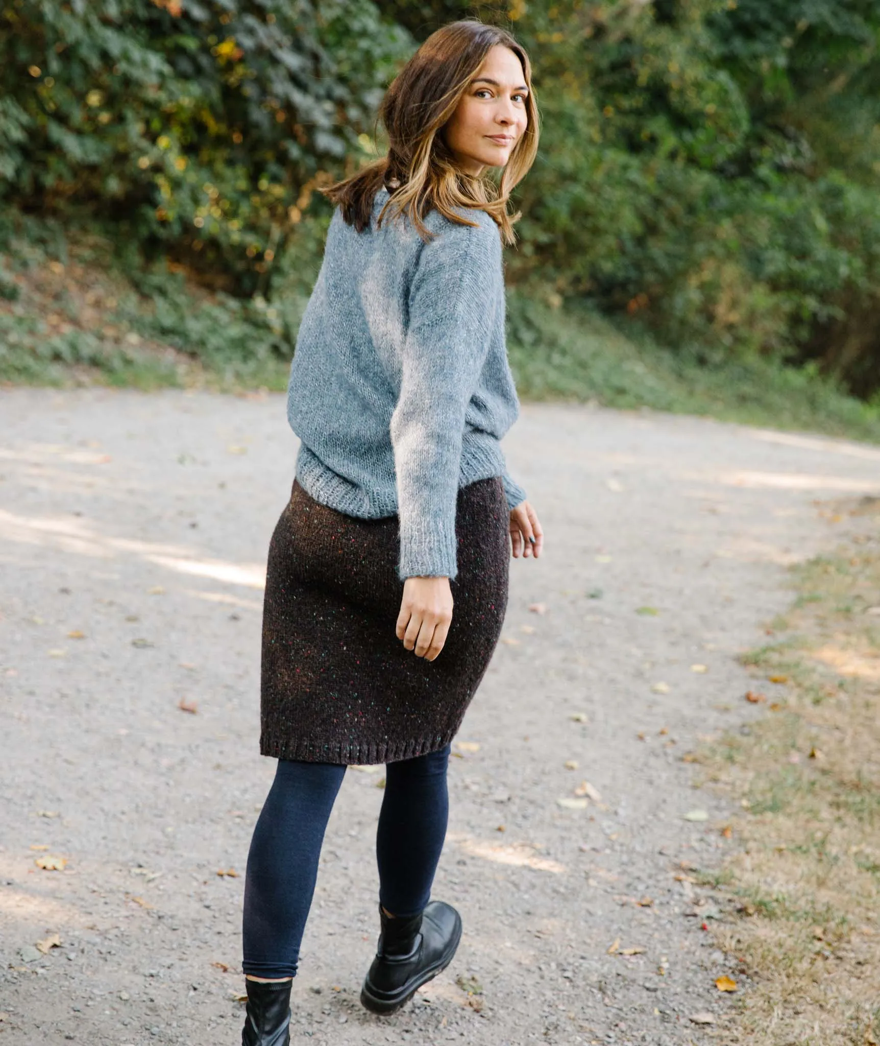 Simple Straight Skirt Using Isager Aran Tweed